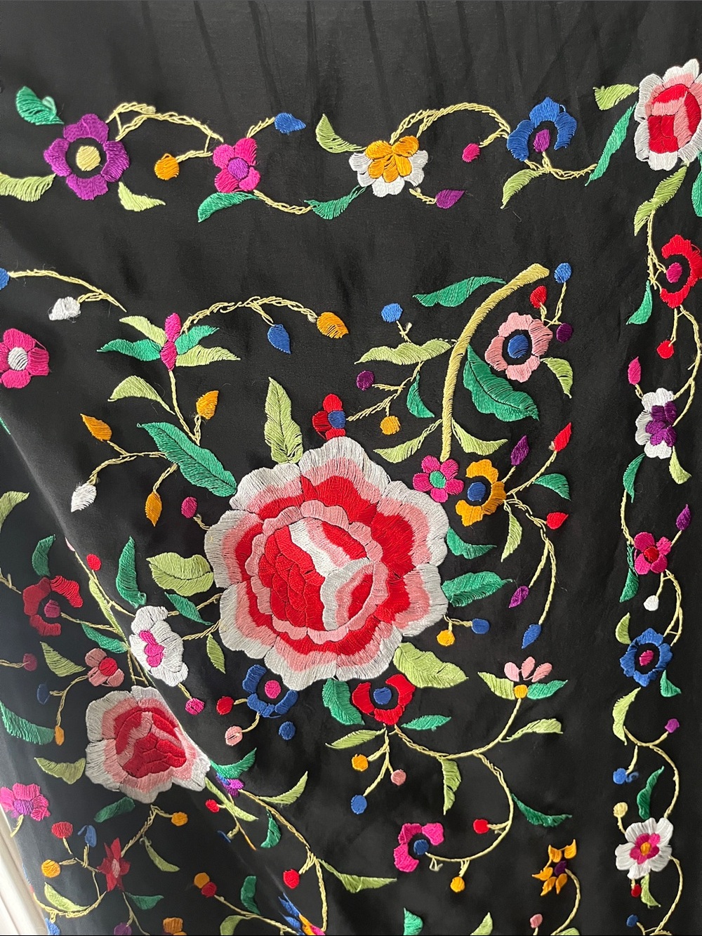 Silk scarf vintage Embroidered Floral Fringe Shawl, Large- Black - Picture 5 of 5